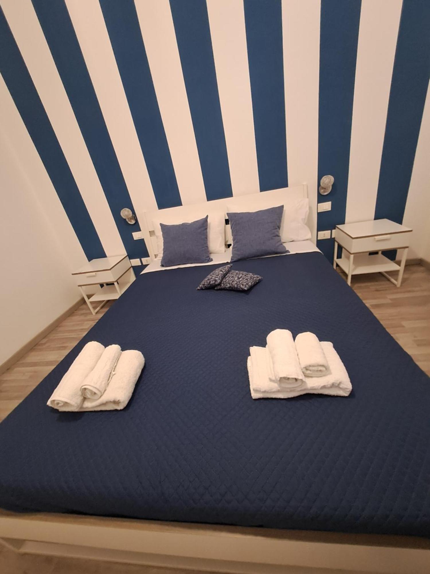 Bedroom La Stazione Palermo Exterior photo