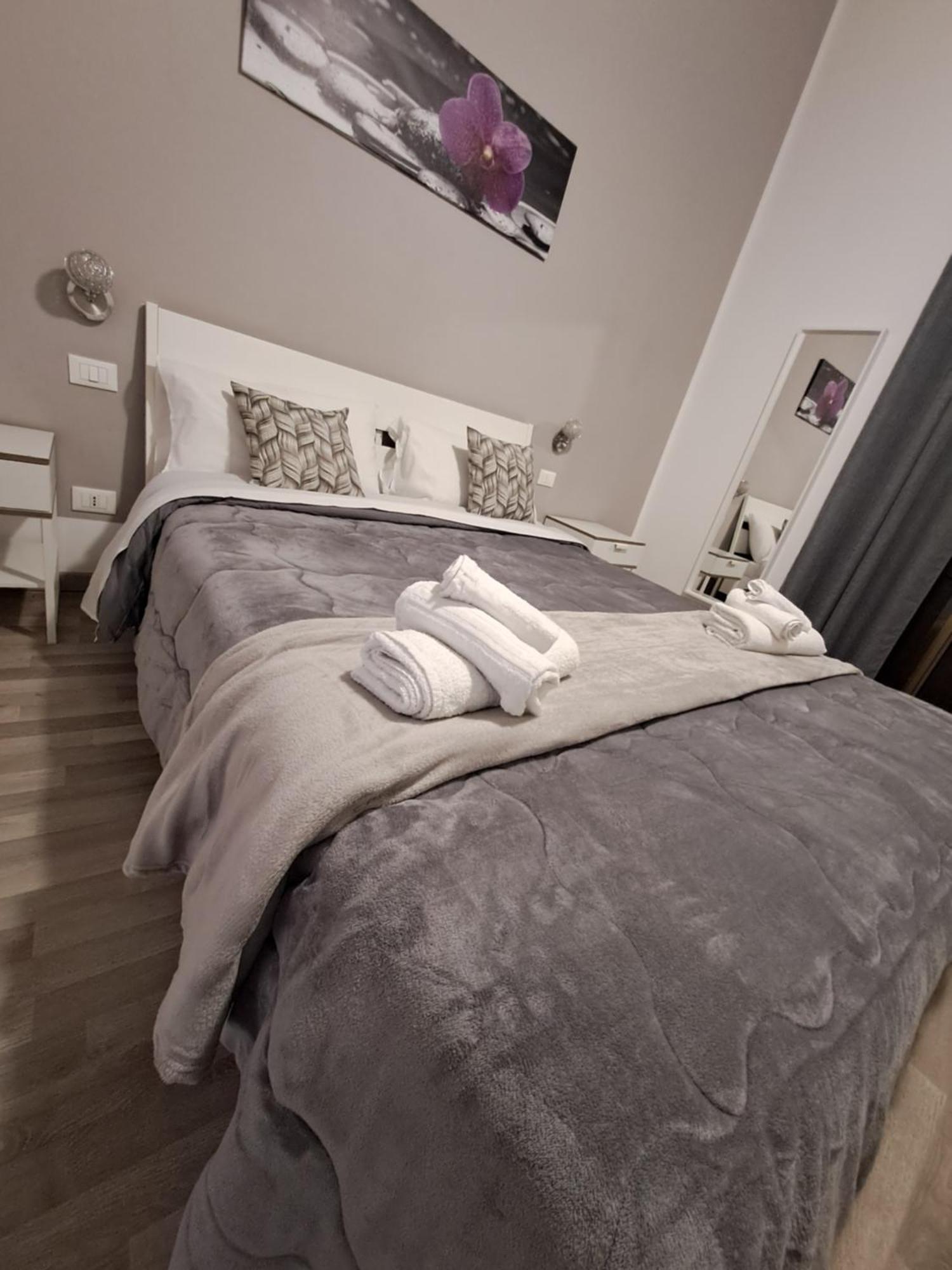 Bedroom La Stazione Palermo Exterior photo